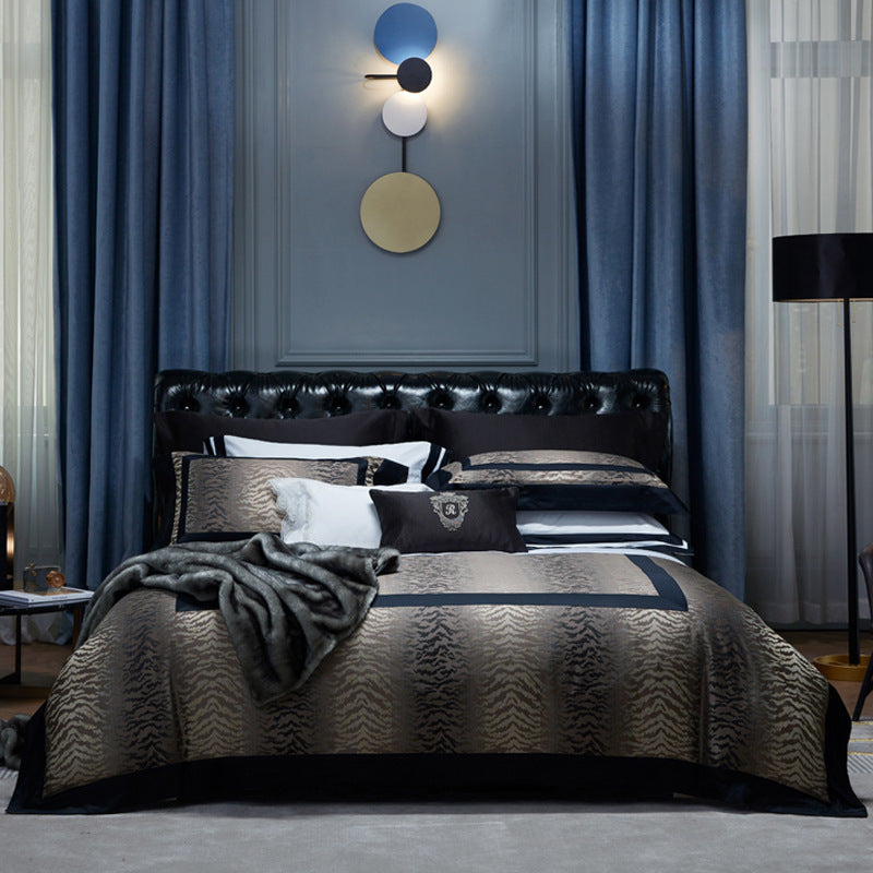 HKM-008019 Cotton Four-Piece Bedding Set with Geometric Pattern for Queen and King Size Beds