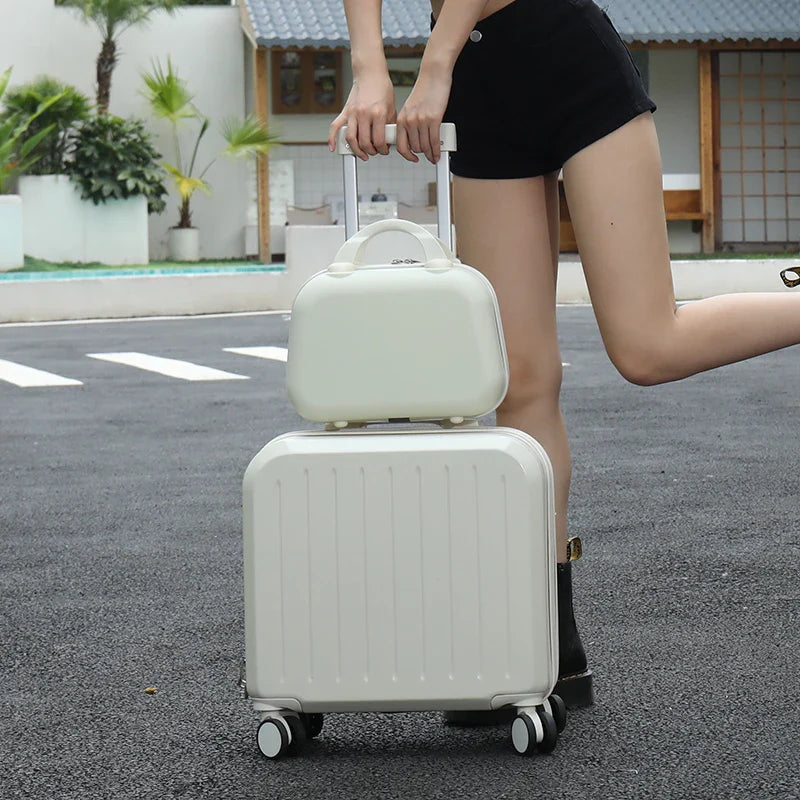 HKM-009235 Kids' Lightweight Carry-On Suitcase with USB Port and Phone Holder