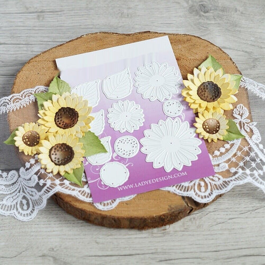 HKM-009683 Flower Combination Carbon Steel Knife Mold for Home Use, 100 x 108mm, European Style