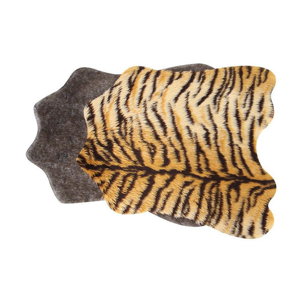 HKM-011987 Cozy Cat Mat for Dogs – Plush Sleeping Cushion in Tiger and Black Fox Patterns