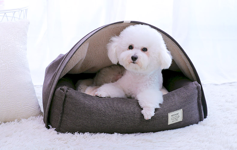 HKM-0120637 Cozy Pet Bed with Dimensions S: 60*50*17 cm, M: 75*60*19 cm