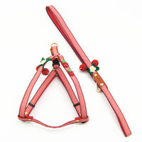 HKM-0122813 Cute Knitted Strawberry Pet Traction Set for Dogs and Cats, Adjustable Leash and Collar
