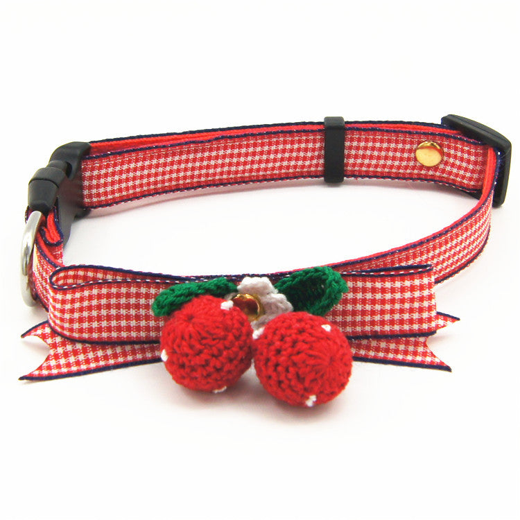 HKM-0122813 Cute Knitted Strawberry Pet Traction Set for Dogs and Cats, Adjustable Leash and Collar