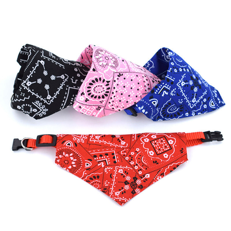 HKM-0133693 Retractable Pet Scarf Collar with Printed Dot Design, Multiple Sizes Available