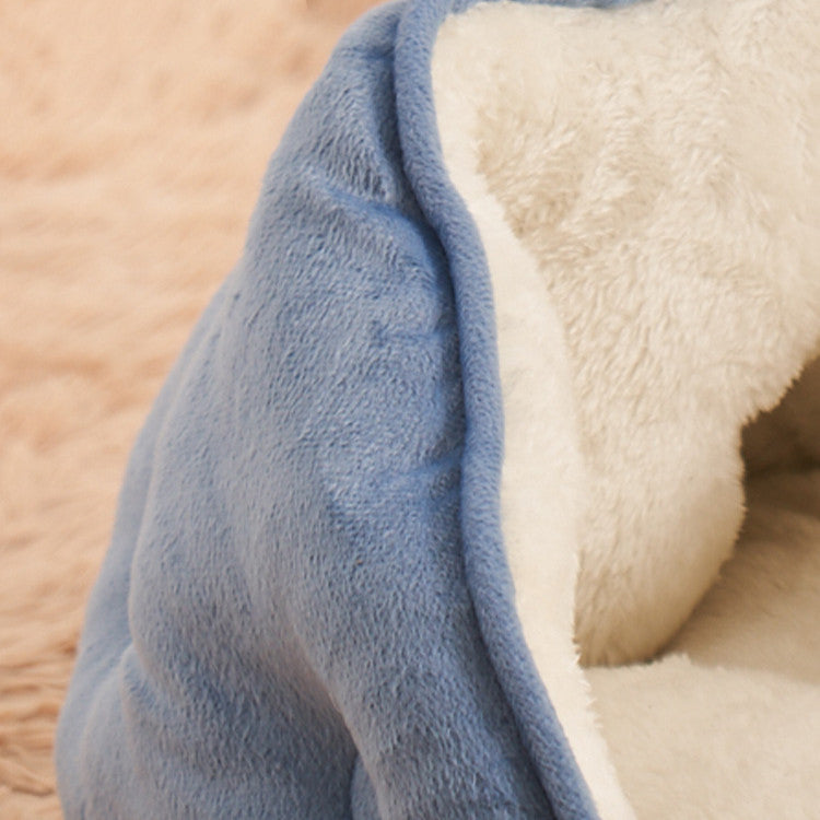 HKM-0207421 Warm Semi-Enclosed Plush Litter Mat for Cats in Beige and Blue
