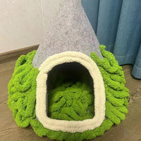 HKM-0240189 Handmade Felt Indoor Cat House - Enclosed Cone Design, 50cm Diameter, for Cats Under 12lbs