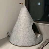 HKM-0240189 Handmade Felt Indoor Cat House - Enclosed Cone Design, 50cm Diameter, for Cats Under 12lbs