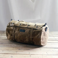 HKM-025875 Versatile 30L Motorcycle Duffel Bag - Waterproof Canvas Tail Bag with Multiple Pockets and Zipper Closure