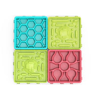 HKM-0263357 Tricolor Dog Feeding Tray with Licking Plate - 15x15x7.5 cm Plastic Design