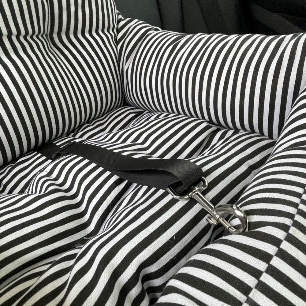 HKM-0272957 Pet Sofa Bed for Dogs ¨C Removable and Washable Waterproof Striped Nest in Various Colors