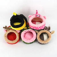 HKM-0299965 Cozy Cotton Nest for Mini Pets, Ideal for Guinea Pigs and Small Dogs