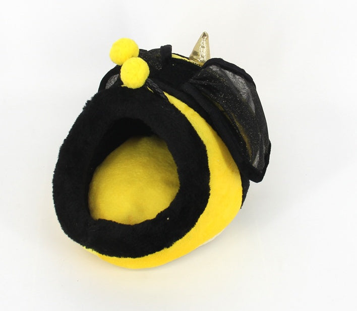 HKM-0299965 Cozy Cotton Nest for Mini Pets, Ideal for Guinea Pigs and Small Dogs