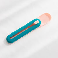 HKM-0315197 Cat Spoon Feeder with Silicone Seal for Easy Pet Food Serving
