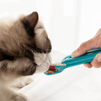 HKM-0315197 Cat Spoon Feeder with Silicone Seal for Easy Pet Food Serving