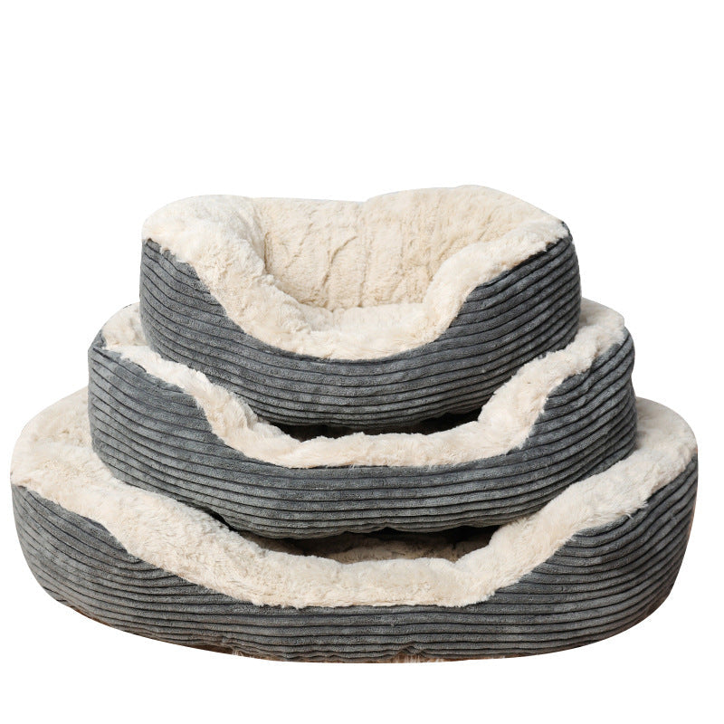 HKM-0317245 Plush Oval Kennel Mat for Cats and Dogs – Cozy Winter Sleeping Solution