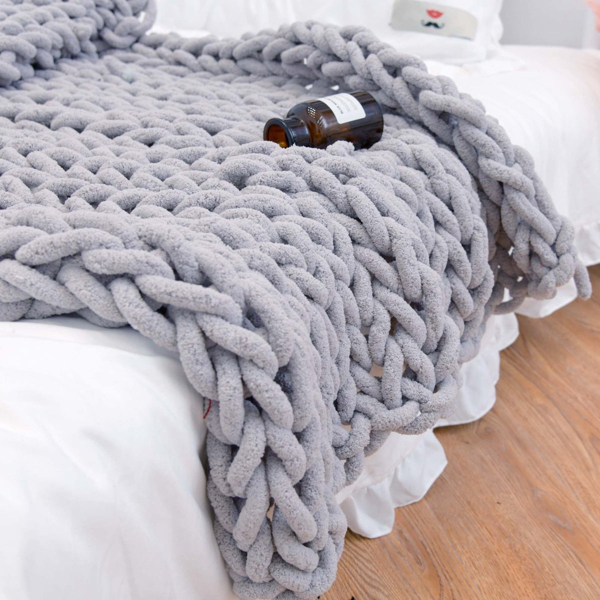 HKM-034643 Handmade Chenille Knitted Yarn Sofa Cover Blanket in Various Colors and Sizes