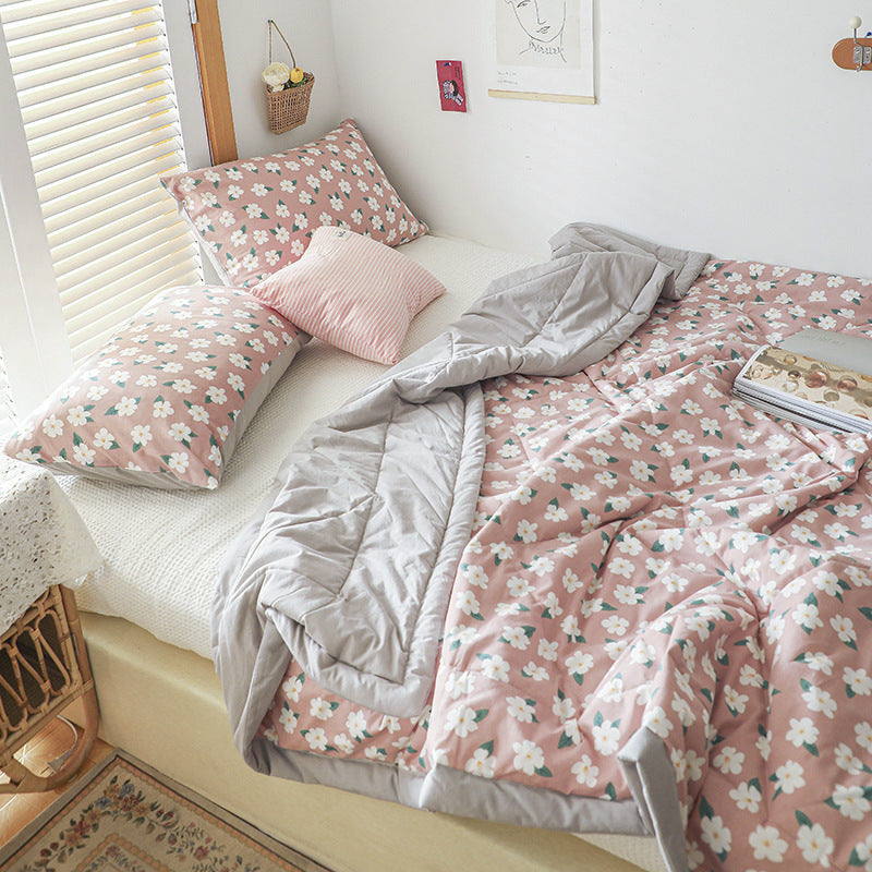 HKM-037331 Japanese Style Floral Cotton Air Conditioner Quilt with Pillow Pair, Available in Multiple Sizes