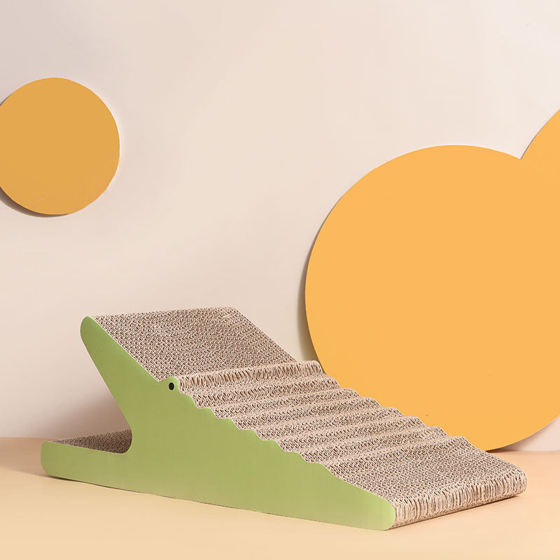 HKM-0415677 Durable Cat Scratching Board with Catnip - Available in Alligator, Elephant, and Arctic Panda Designs