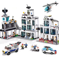 HKM-043411 Police Headquarters Building Blocks Set with Mini Figure, 50 Pieces, Ideal for Ages 2 and Up