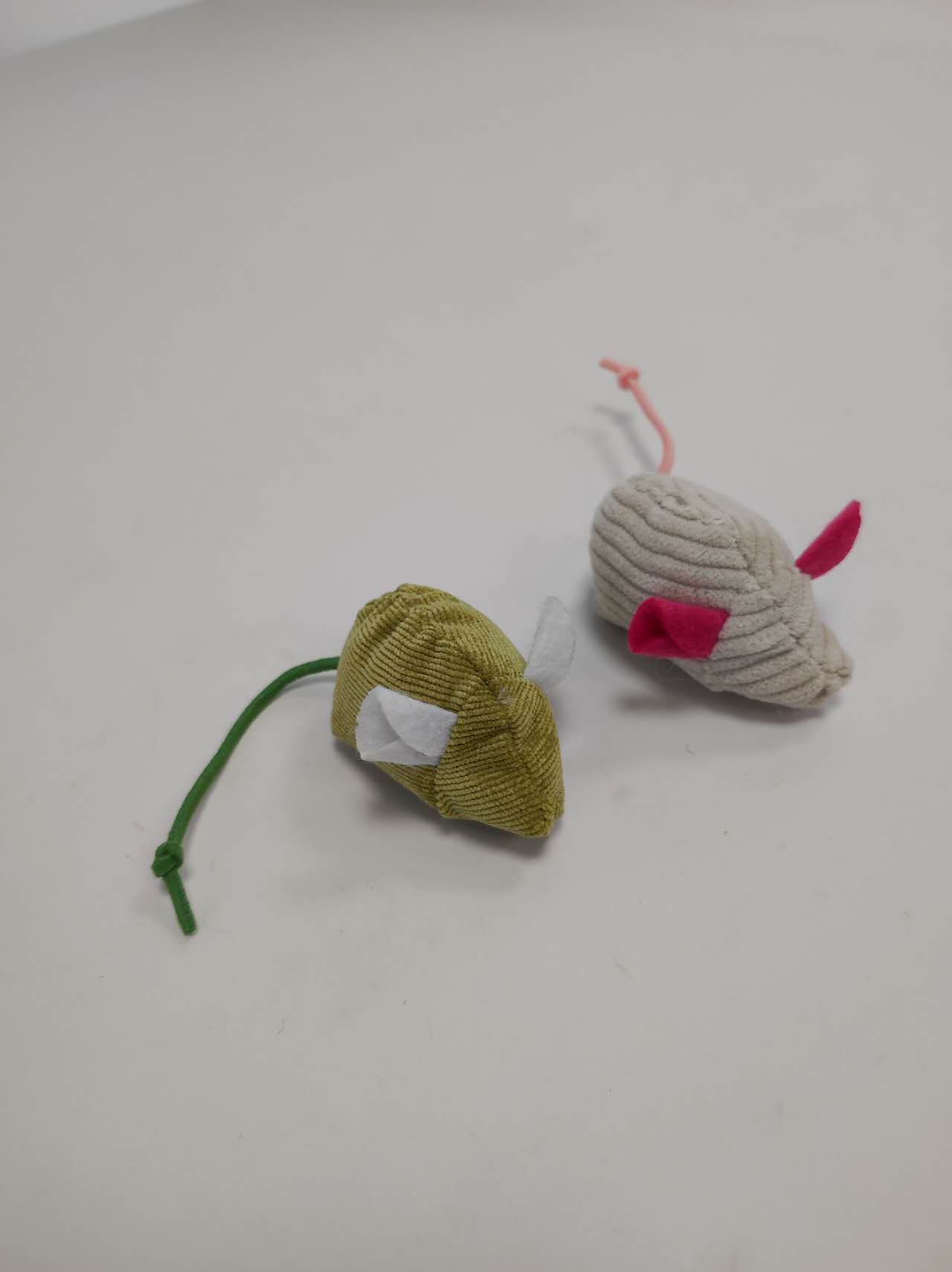HKM-0436413 Catnip-Filled Fabric Mouse Toy for Cats