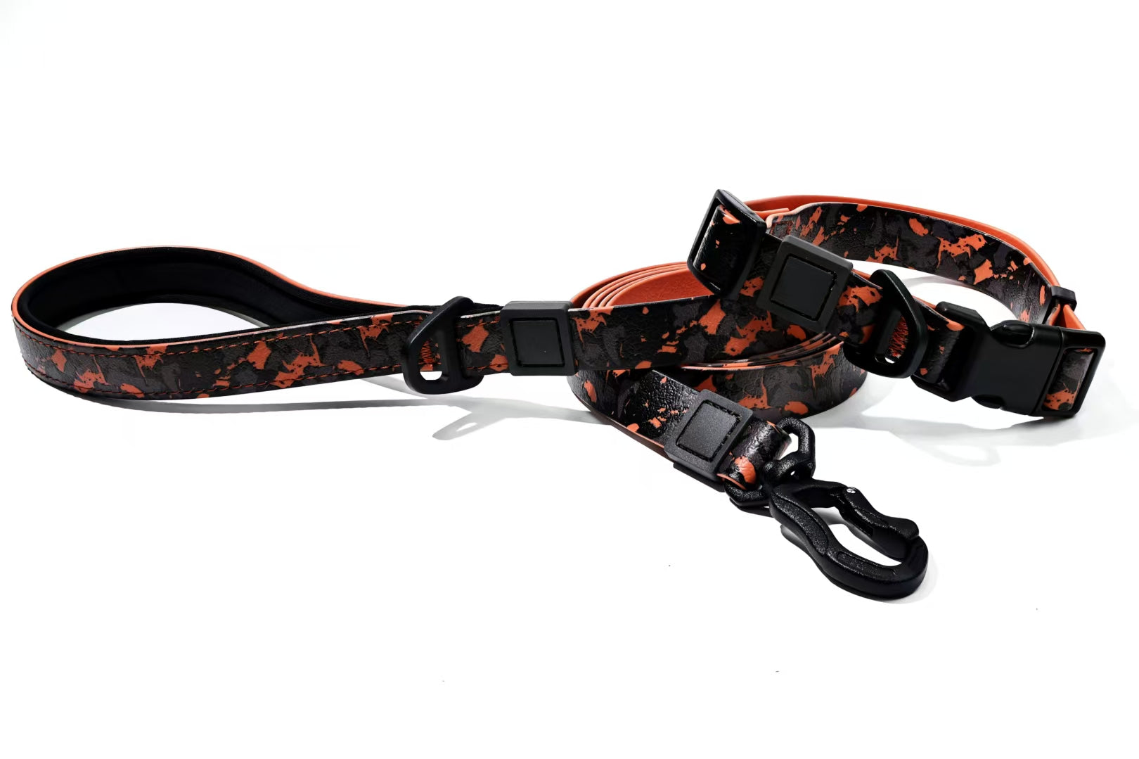 HKM-0436541 Camouflage Embossed Pet Leash Set with Durable Waterproof Material for Outdoor Activities