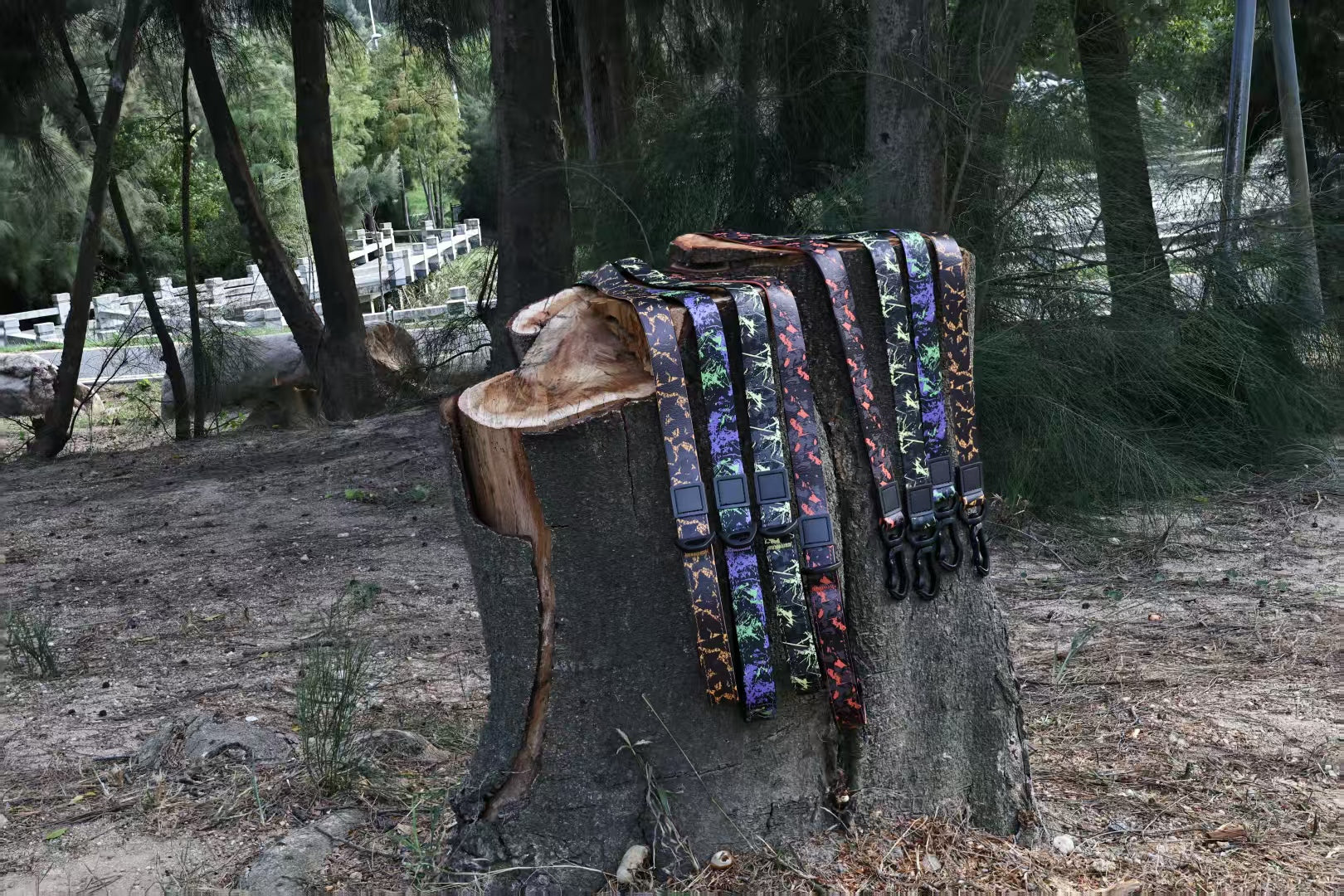 HKM-0436541 Camouflage Embossed Pet Leash Set with Durable Waterproof Material for Outdoor Activities