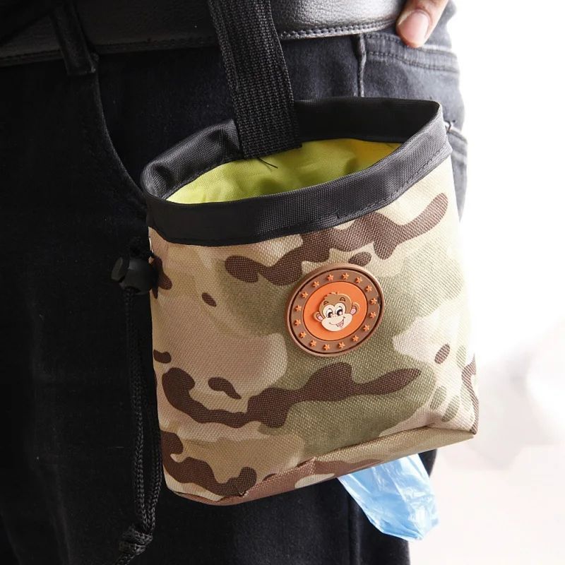 HKM-0438973 Durable Pet Training Bag with Large Capacity, Mesh Design, and Convenient Waist Attachment