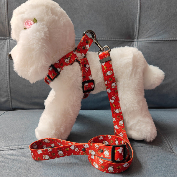HKM-0447549 Christmas Themed Dog Leash and Harness Set in Red and Green