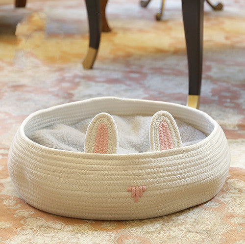 HKM-0463805 Universal Removable Mat Pet Nest for Cats and Small Animals ¨C Soft Polyester in Milky White or Dark Gray