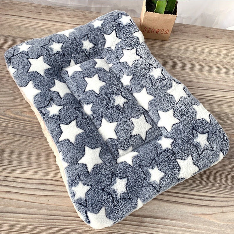HKM-0496573 Pet Mattress for Cats and Dogs - Soft Velvet Sleeping Pad in Various Sizes and Patterns