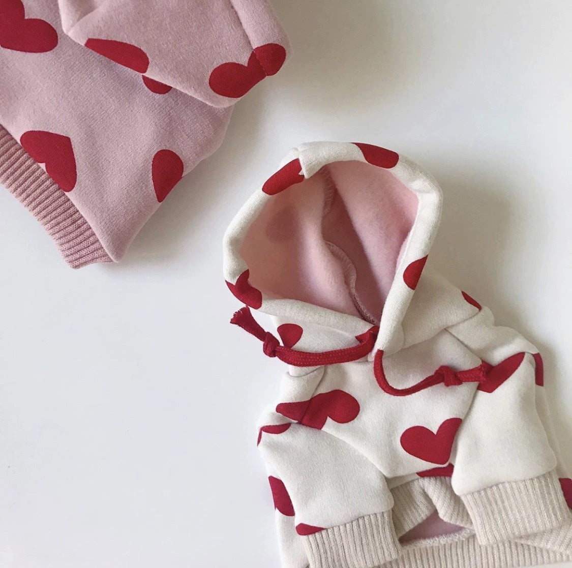 HKM-0512445 Cute Love Sweater for Pets in Pink and White – Casual Polyester Hoodie, Various Sizes