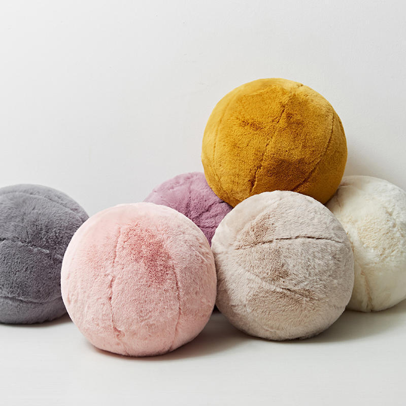 HKM-053203 Round Decorative Pillow with Soft Rabbit Fur Fabric and Unique Stitching Design - 30cm Diameter