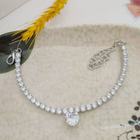 HKM-0532541 Bling Rhinestone Heart Shaped Pet Necklace for Cats and Dogs - Adjustable Collar Accessory