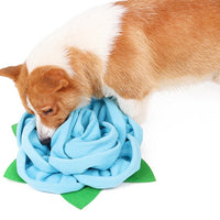 HKM-0535869 Rose Scented Polyester Chew Pad for Pet Food Training - 40 x 9 cm, Red Blue Off-White
