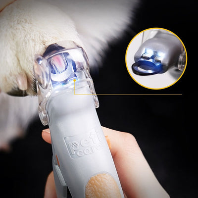 HKM-0544573 Bright LED Light Cat Nail Clippers with Wide Blade for Safe Nail Trimming