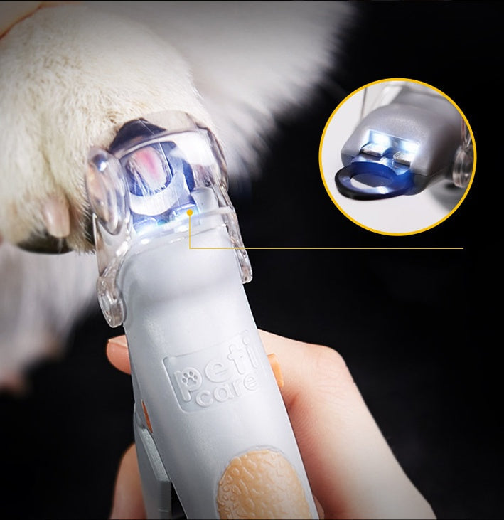 HKM-0544573 Bright LED Light Cat Nail Clippers with Wide Blade for Safe Nail Trimming