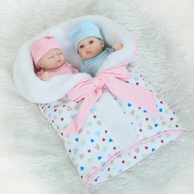 HKM-054803 26cm Realistic Soft Silicone Reborn Twin Baby Dolls for Pretend Play and Home Decoration