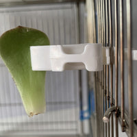 HKM-0552509 Parrot Fruit Basket and Vegetable Clips Feeder Set for Avian Nutrition