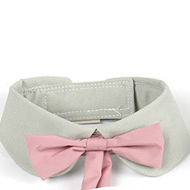 HKM-0565437 Charming Floral Bow Tie Collar for Pets in Green, Pink, and White