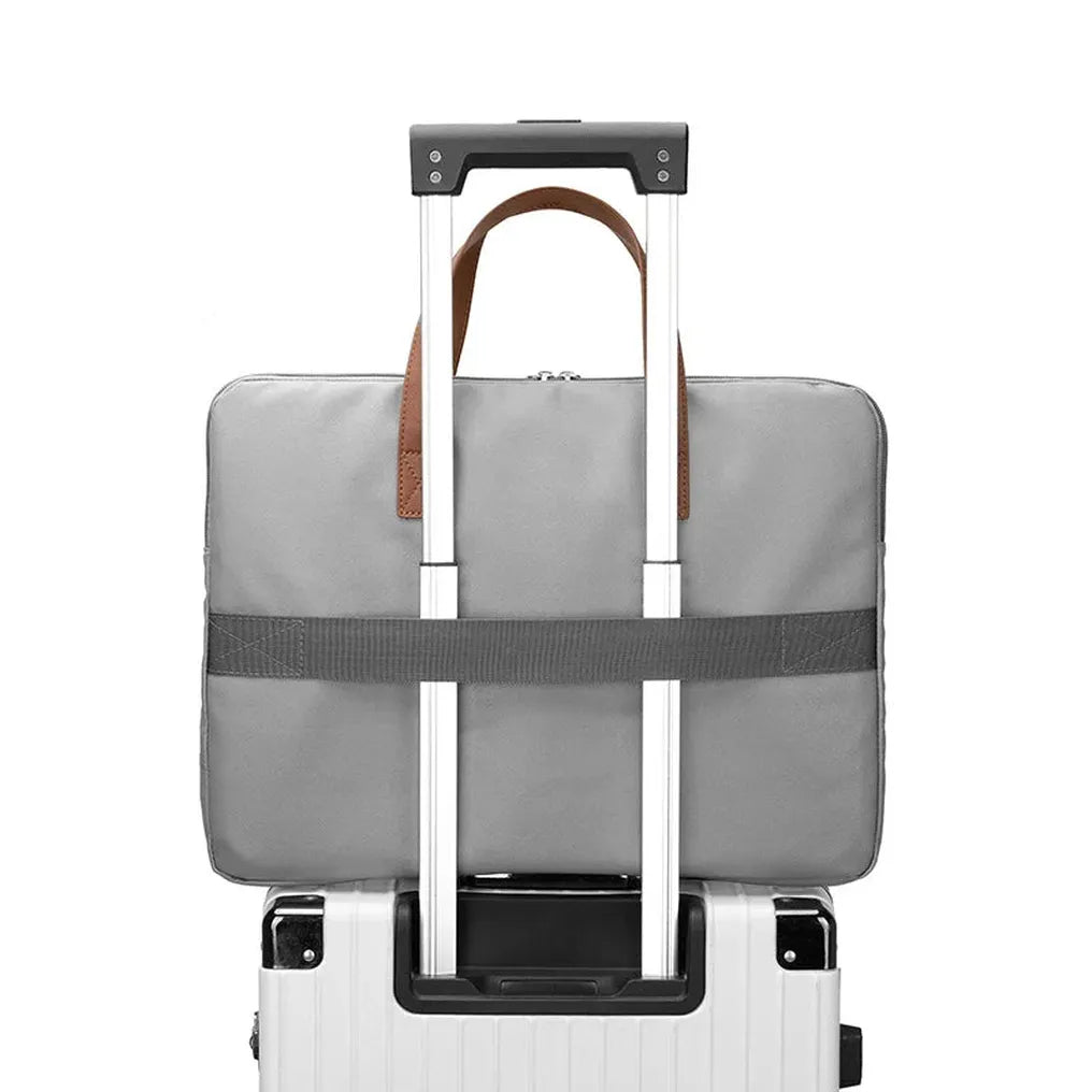 HKM-058131 Custom Lightweight Waterproof Briefcase for 14/15.6 Inch Laptops - Ideal for Men and Women