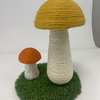HKM-0588349 Cat Climb Pillars with Unique Mushroom Design for Interactive Play and Vertical Exploration
