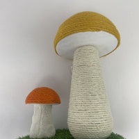 HKM-0588349 Cat Climb Pillars with Unique Mushroom Design for Interactive Play and Vertical Exploration