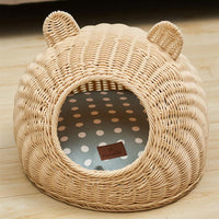 HKM-0621885 Rattan Cat Nest with Ears - Available in Small (36cm x 25cm x 18cm) and Medium (42cm x 30cm x 20cm) Sizes