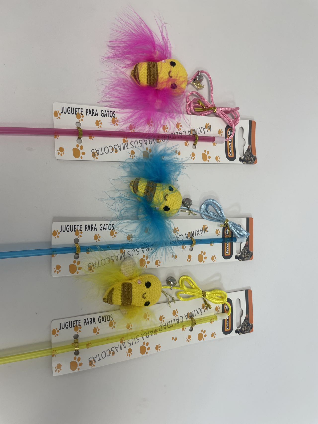 HKM-0628413 Interactive Bee Cat Teaser Wand for Playful Cats