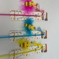 HKM-0628413 Interactive Bee Cat Teaser Wand for Playful Cats