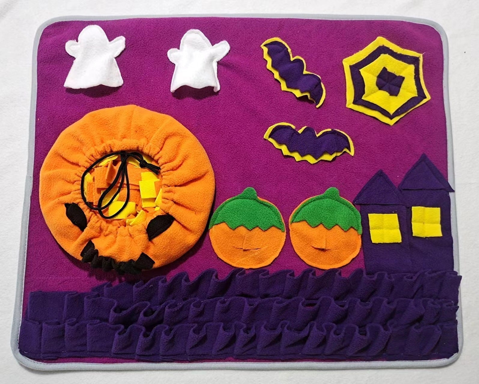HKM-0639933 Halloween Scented Sniffing Pad for Dogs and Cats, Non-Slip Pet Toy, 50 x 60 cm Polar Fleece