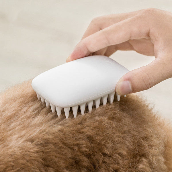 HKM-0661949 Silicone Pet Hair Comb for Cats and Dogs - Non-Slip Massage Brush in Beige