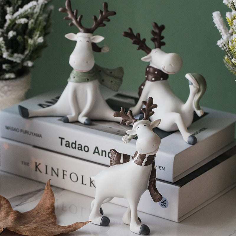 HKM-069395 Elk Resin Bookcase Decoration for Living Room, Bedroom, or Study