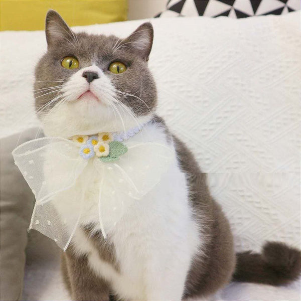 HKM-0712637 Elegant Pet Necklace Bow Tie Jewelry for Small Dogs in Pink or Blue Beige