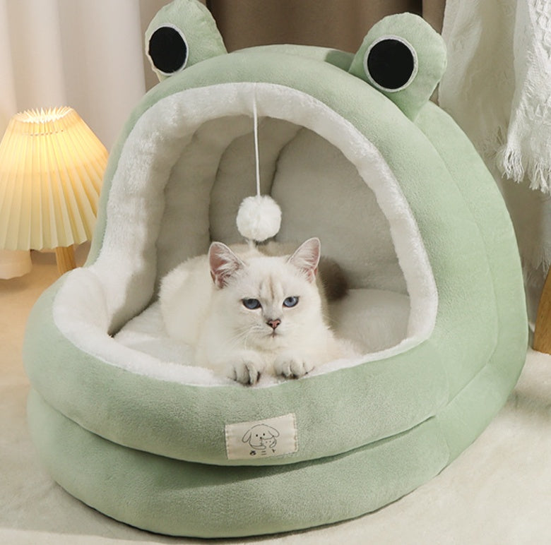 HKM-0736061 Winter Warm Closed Cat Nest with Three-Layer Fleece Lining - Available in S, M, L Sizes